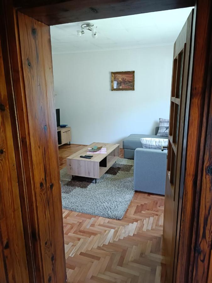 Вілла Kuca Za Odmor Dm Баїна-Башта Екстер'єр фото